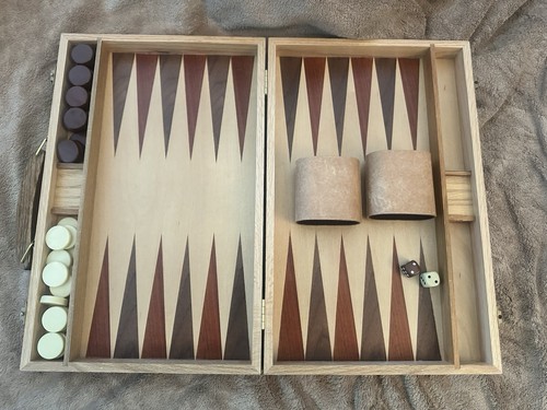 Large wooden backgammon - backgammon, in