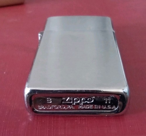 Zippo vintage lighter small - zippo,