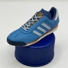 SL76 Adidas Sneakers Shoes Mini Figures Bottle Cap Classic  Very Rare Japan F/S