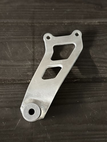 Harris exhaust bracket - exhaust,