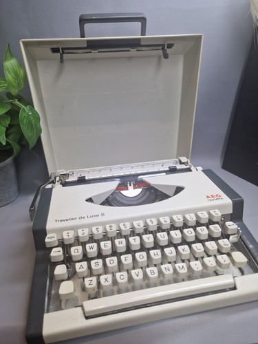 Vintage olympia aeg traveller - olympia,