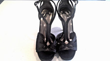 NINE WEST Black satin/suede