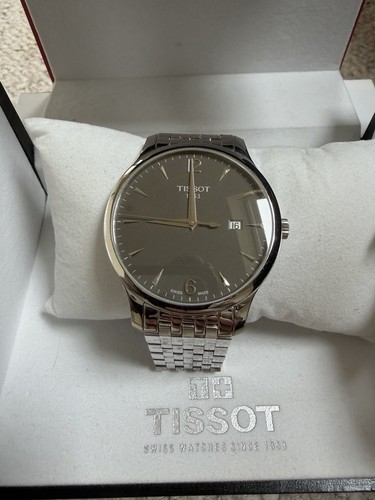 Tissot gents watch quartz - tissot,