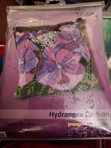 Thea gouverneur hydrangea - gouverneur,