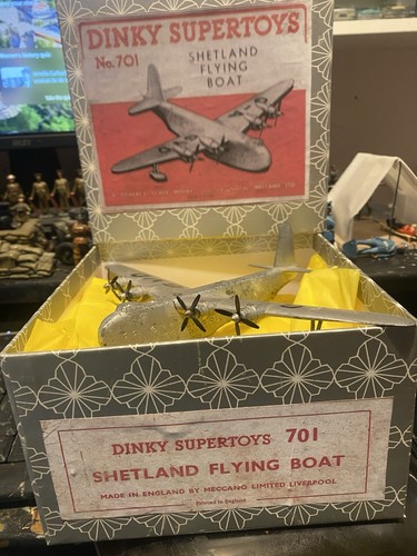 Dinky aircraft supertoy - aircraft, short