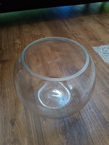 28cm round glass fish - round, bowl