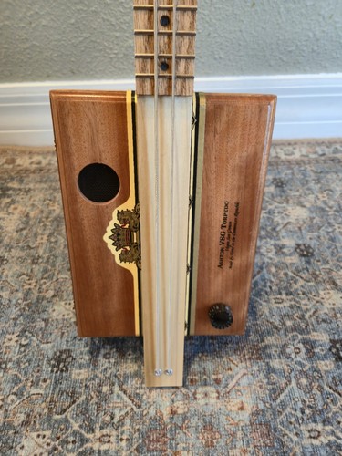 Cigar box bass string - box,