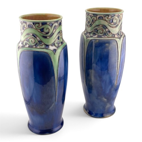 Royal doulton 8138 pair - doulton,