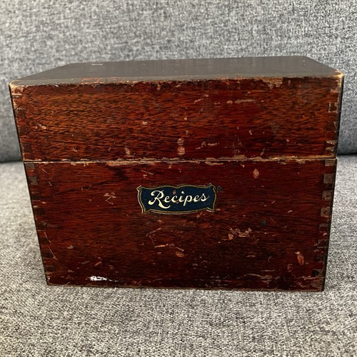 Wooden recipe card file box - recipe,