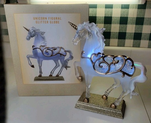 Unicorn snowglobe cracker - snowglobe,