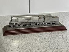 ROYAL HAMPSHIRE PEWTER MODEL OF 'CITY OF WELLS' LOCOMOTIVE 1994 ON WOODEN BASE