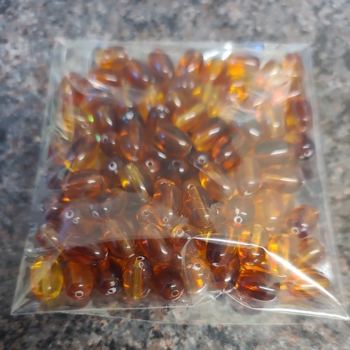 100 light dark - dark, amber