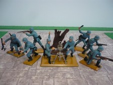 BRITAINS DEETAIL WW2 FULL SET 6 GERMAN SOLDIERS & MORTAR & CREW BROWN BASES
