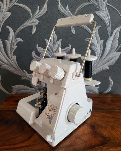 Sew land overlock serger - land,