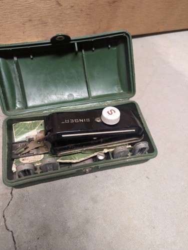 Singer portable sewing machine - portable,
