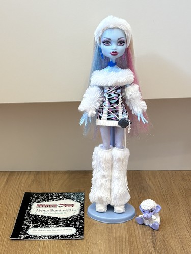Monster high abbey bominable - abbey,