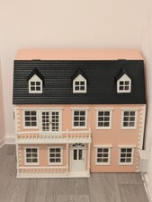 Dolls House Pink Glenside