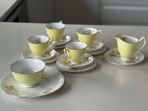 Royal albert primrose - royal, bone