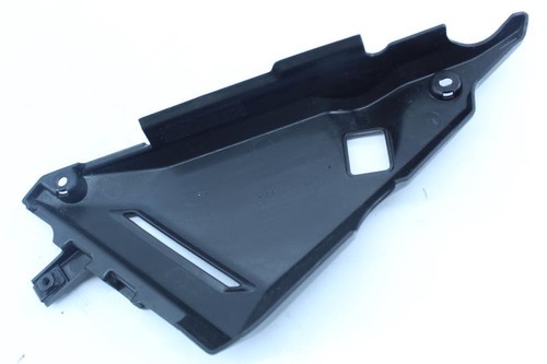 Right saddle side panel - side,