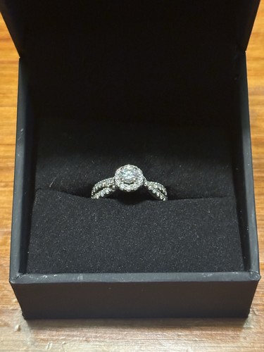 Leo diamond bridal set - diamond,