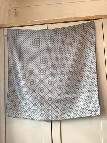 Gucci scarf 100 silk - gucci, 100%