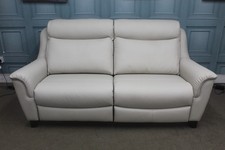 PARKER KNOLL MANHATTAN ELECTRIC L2 SEATER SOFA WITH LUMBER IN MADRI DOVE LEATHER