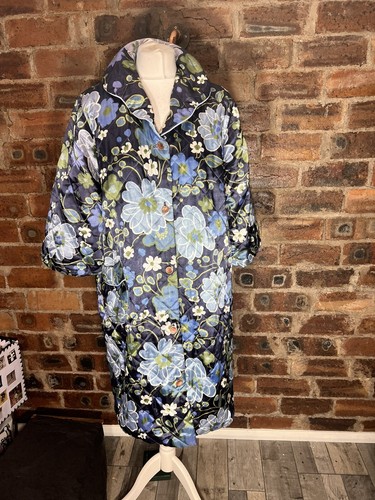 Fab floral print vintage - print,