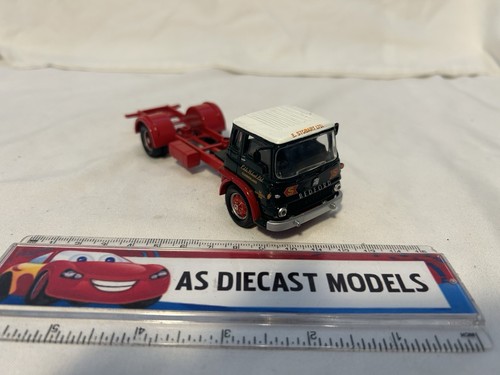 Corgi modern truck - modern,