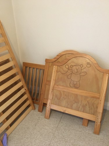 Sturdy clean pine - clean,