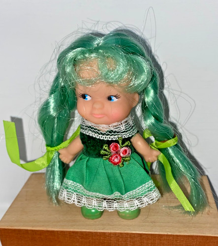 Vintage uneeda peewee small - uneeda,