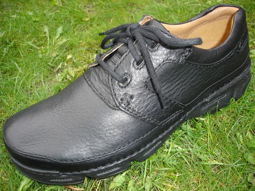 Clarks shock absorbing active - shock,