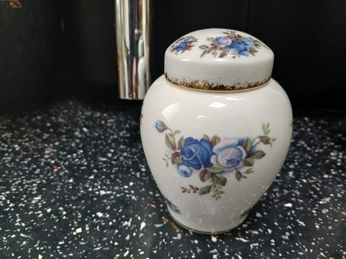 Royal albert moonlight rose - royal,