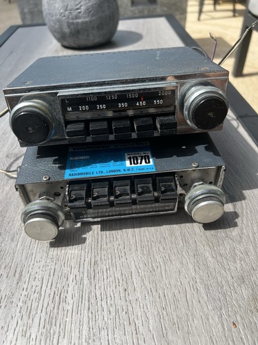 Vintage 1970s stereo 8 - 2x,