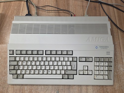 Amiga 500 plus - 500, with