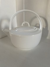 Maxwell & Williams Cashmere White China Tea Pot 