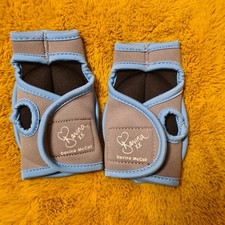 Weighted Gloves Adjustable Strength Training Running Gym 2 X 0.5kg Davina McCall