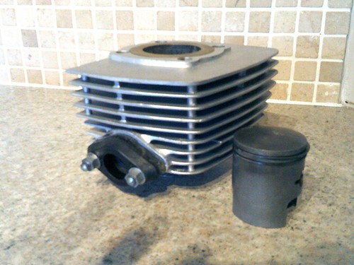 Suzuki t250 barrel - t250,