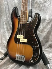 Squier by Fender Precision