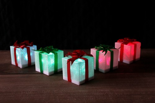 Light present christmas - up,