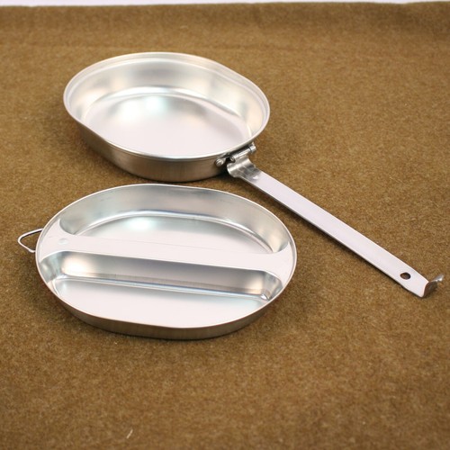 Replica army mess - tins, set