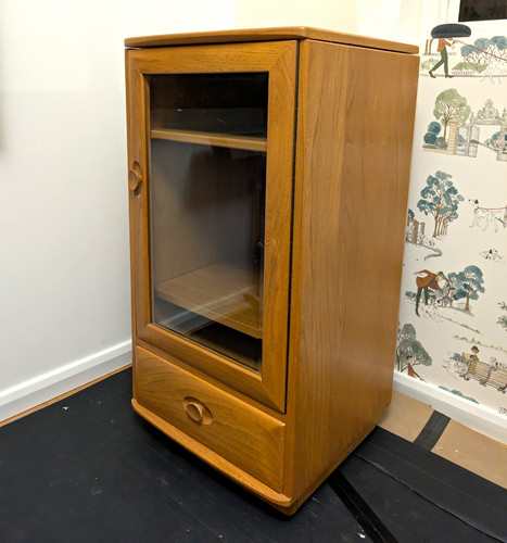 Ercol hifi cabinet - hifi,