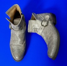 FIORENTINI + BAKER mushroom