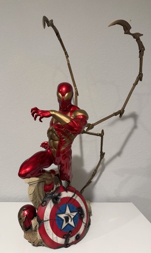 Sideshow exclusive iron - sideshow,
