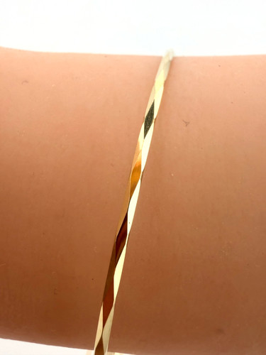Yellow gold bangle - 14, k