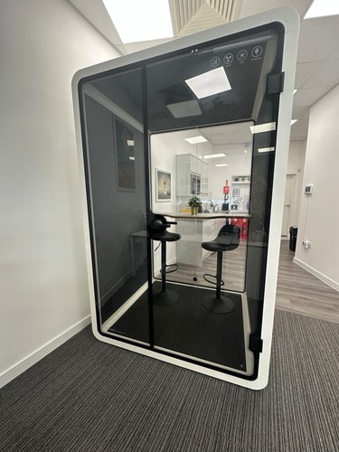 Soundbox quell person office - quell, 2
