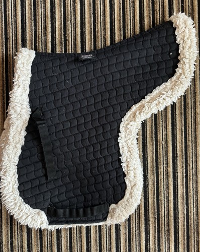 Shires fluffy numnahs - shires,