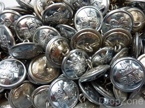 Job lot large buttons 26mm - job,