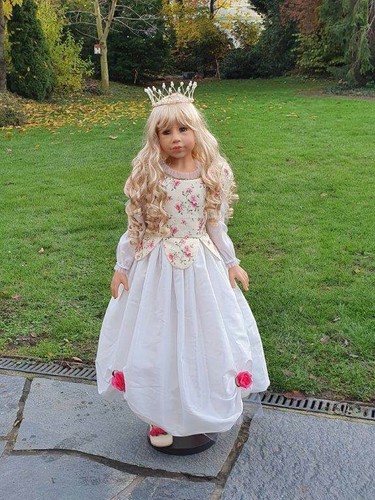 Sleeping beauty blonde - -blonde-, by