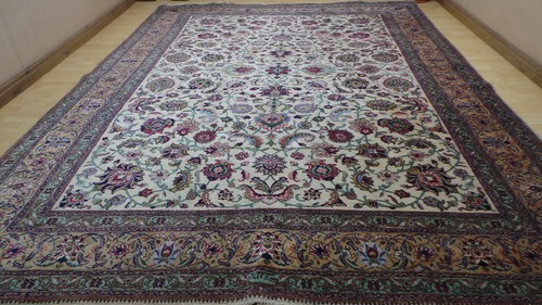 Large carpet rug hand made - hand,