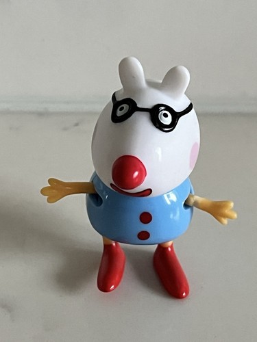 Rare peppa pig - rare, posable